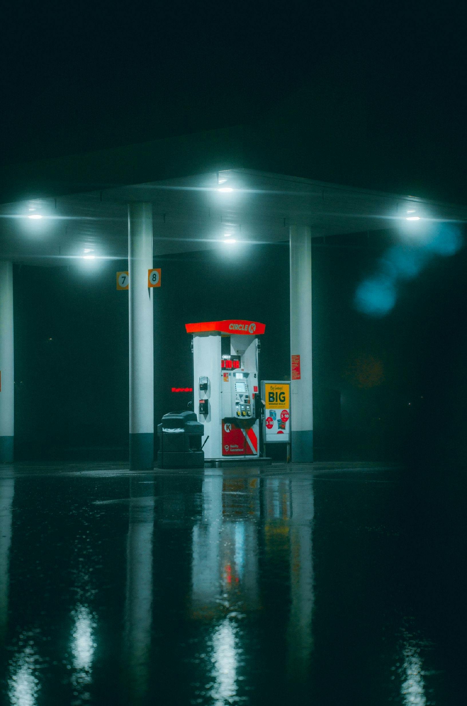 Vintage Car In A Gas Station At Night Background, Gasoline Picture, Gasoline,  Fuel Background Image And Wallpaper for Free Download