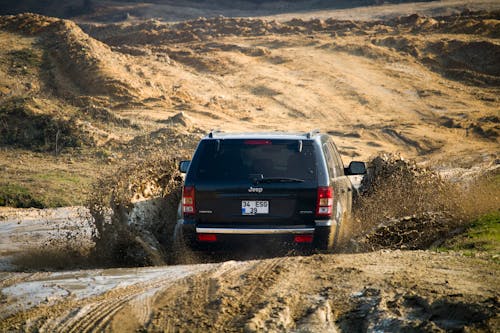 Jeep in Puddle