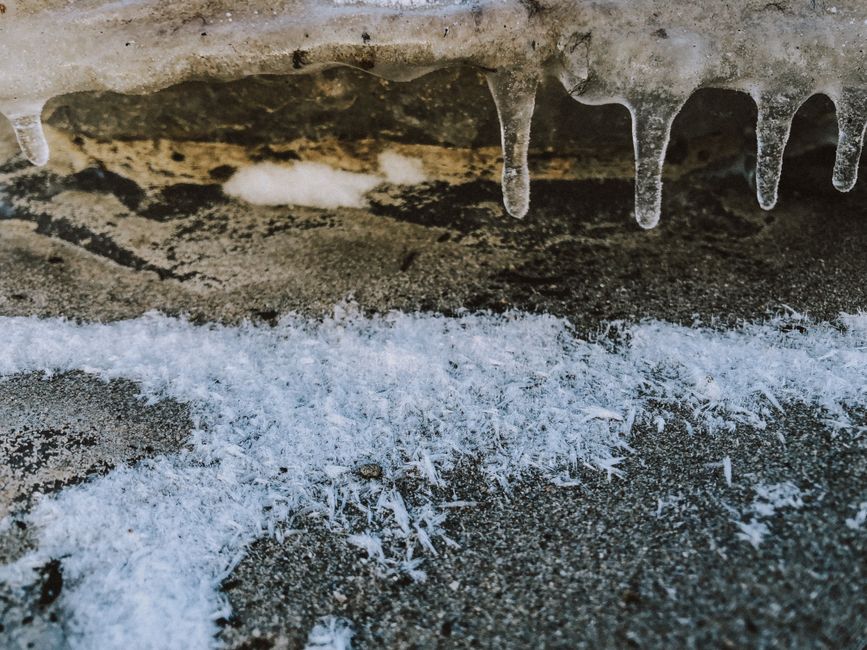 ice forming on an air conditioning evaporator coil due to low airflow ice forming on an air conditioning evaporator coil due to low airflow