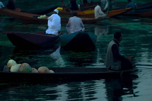 Dal Lake Vegetable Market 