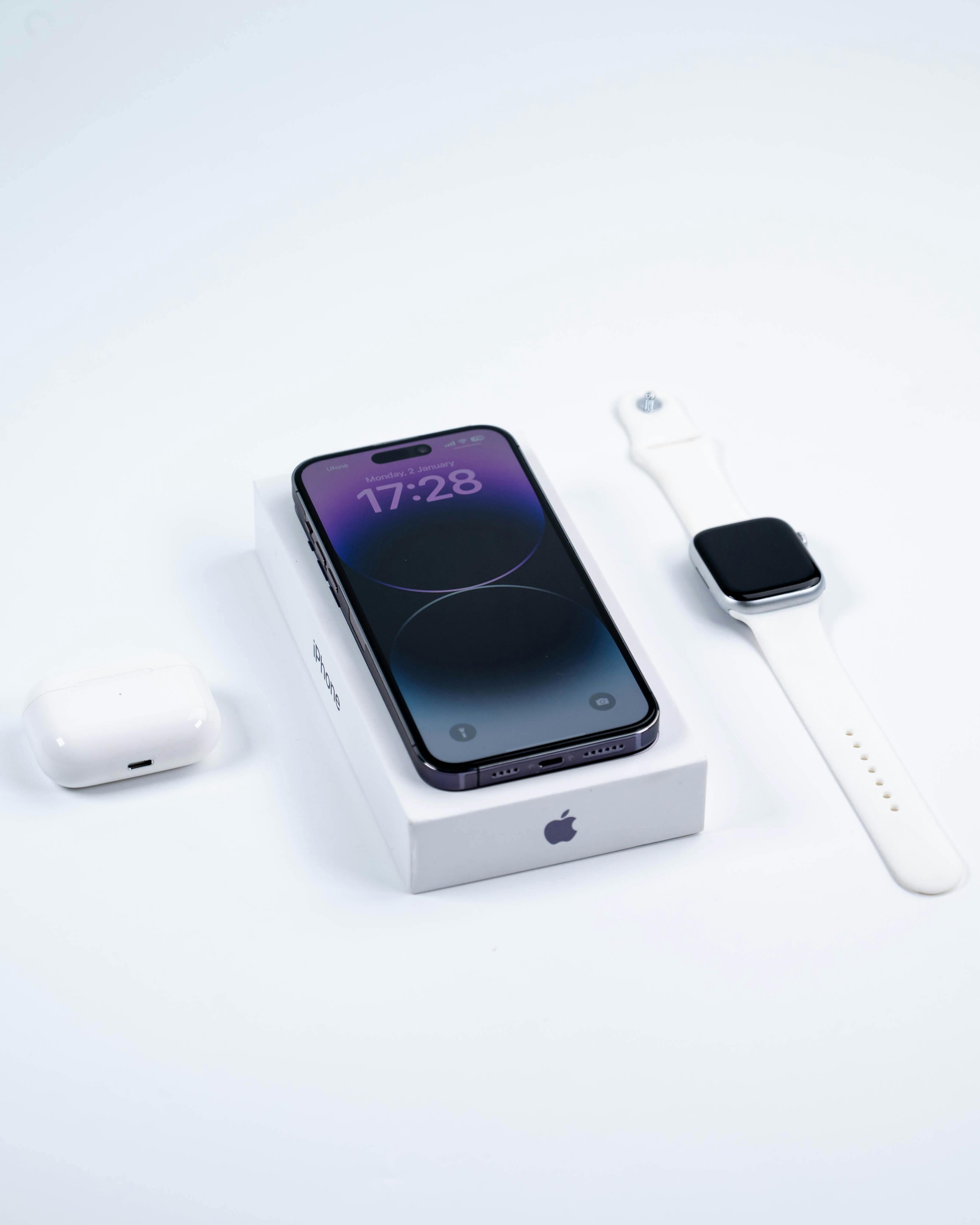 Apple Watch Series 5 Photos, Download The BEST Free Apple Watch Series 5 Stock Photos & HD Images Apple Watch Series 5 Photos, Download The BEST Free Apple Watch Series 5 Stock Photos & HD Images