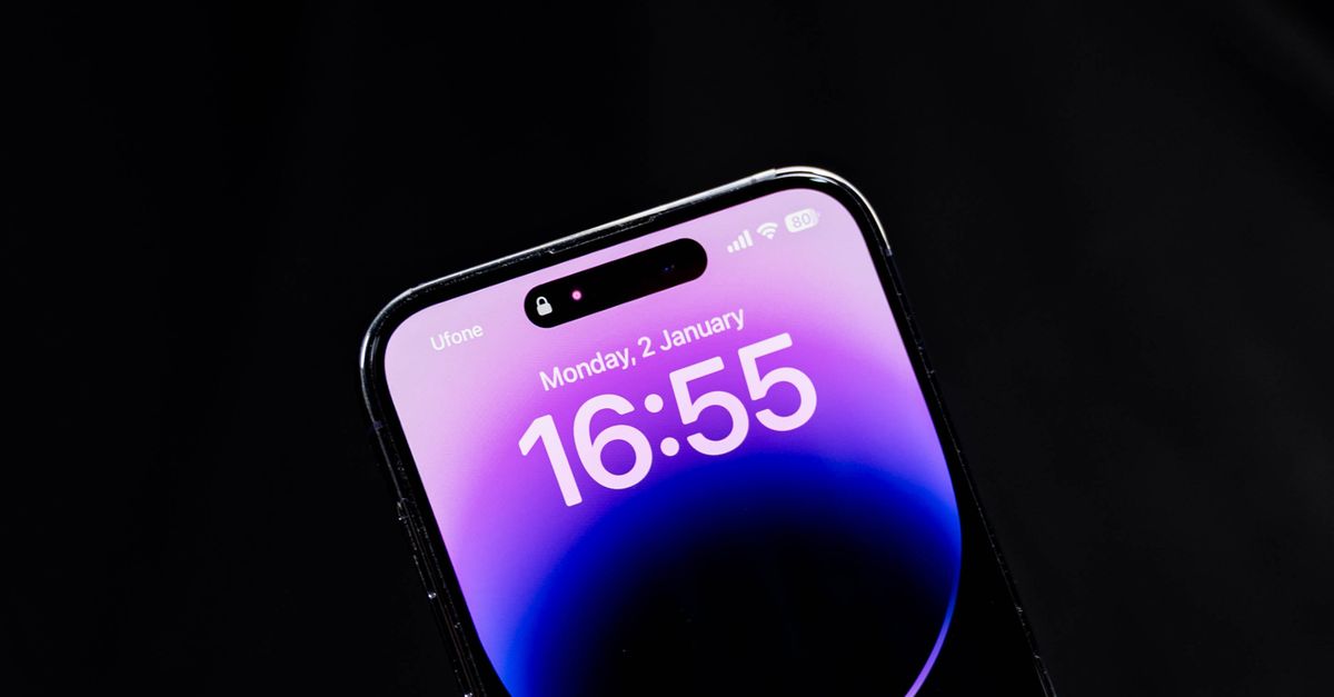 Phone Pix Close Up Shot of a Smartphone · Free Stock Photo