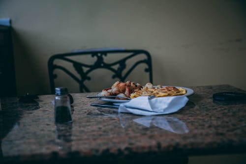 Free stock photo of diner, lonely, omelet