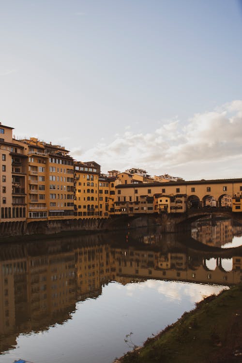 ponte vecchio, 佛羅倫薩, 反射 的 免费素材图片