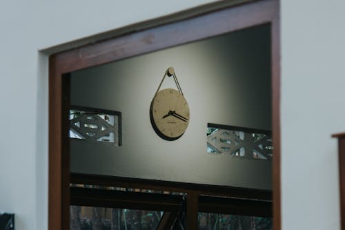 Darmowe zdjęcie z galerii z czas, wiszący, zegar
