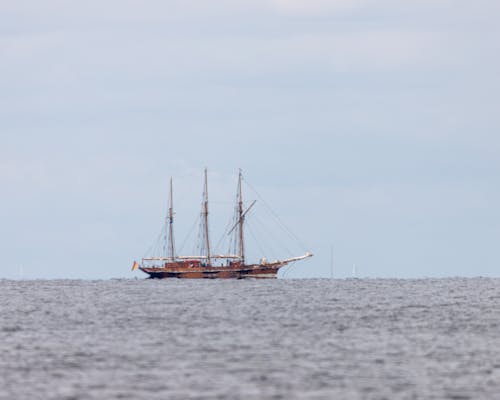 Foto stok gratis dreimaster, kapal, kapal kayu