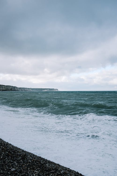 bulutlu, dalga, deniz içeren Ücretsiz stok fotoğraf
