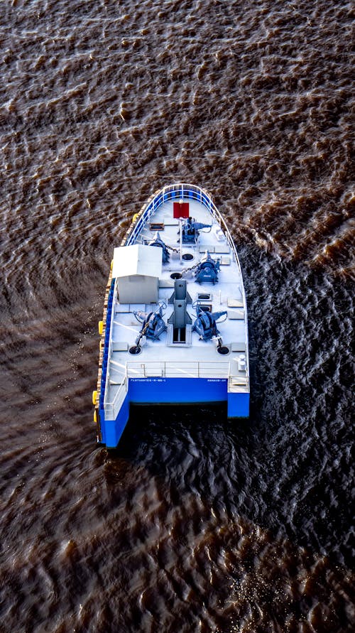 An aerial view of a boat in the water