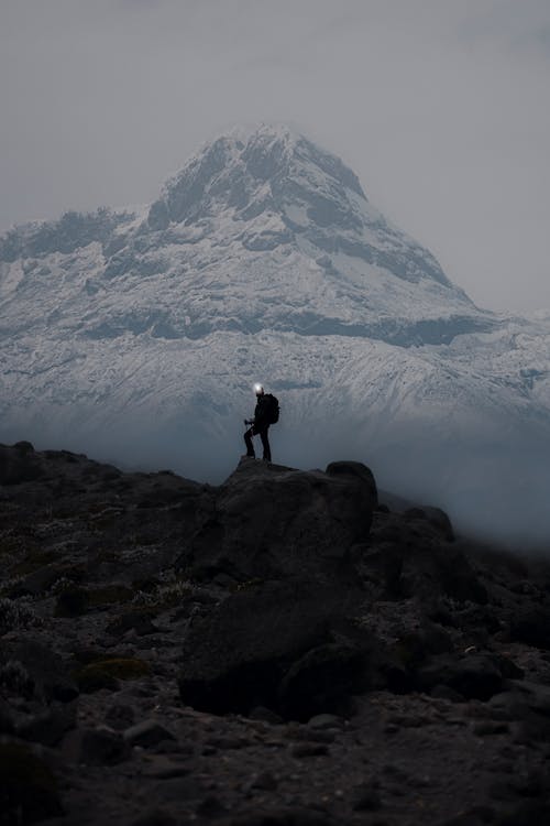 Gratis stockfoto met avontuur, bergen, besneeuwd