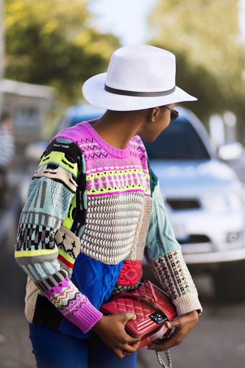 Free Woman Wearing White Hat Holding Red Handbag Stock Photo