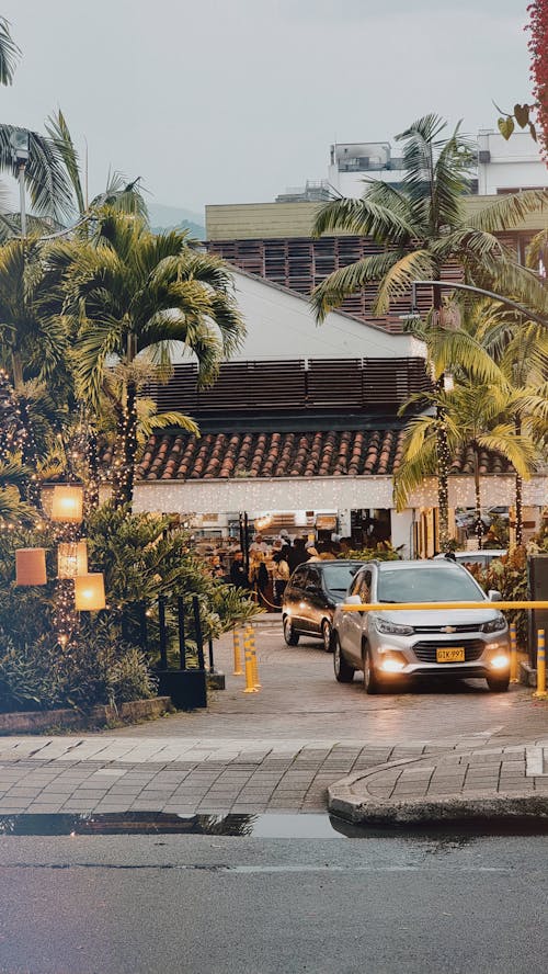 Foto profissional grátis de automóveis, barreira, estrada