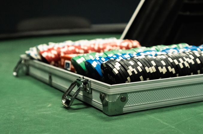 Online Casino: Spielautomaten und Live-Spiele im Überblick