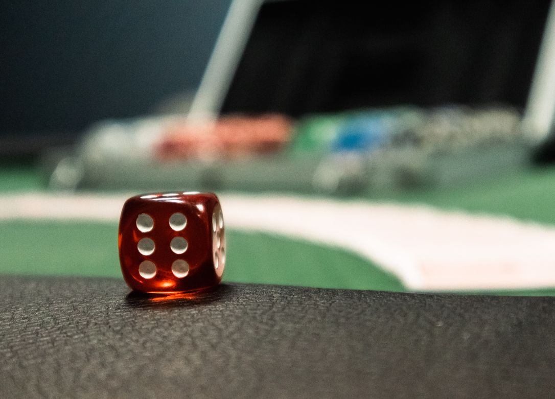 Online Casino: Spielautomaten und Live-Spiele im Überblick