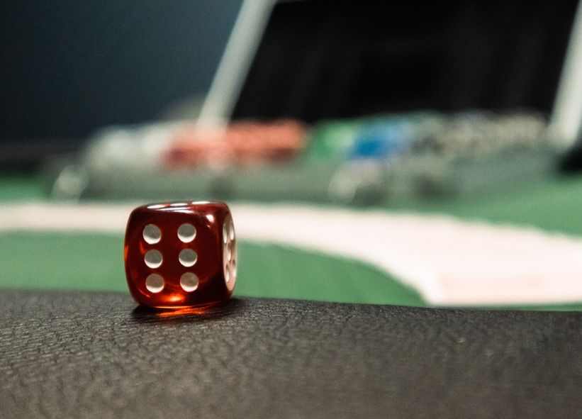 Online Casino: Spielautomaten und Live-Spiele im Überblick