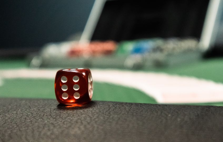 Online Casino: Spielautomaten und Live-Spiele im Überblick