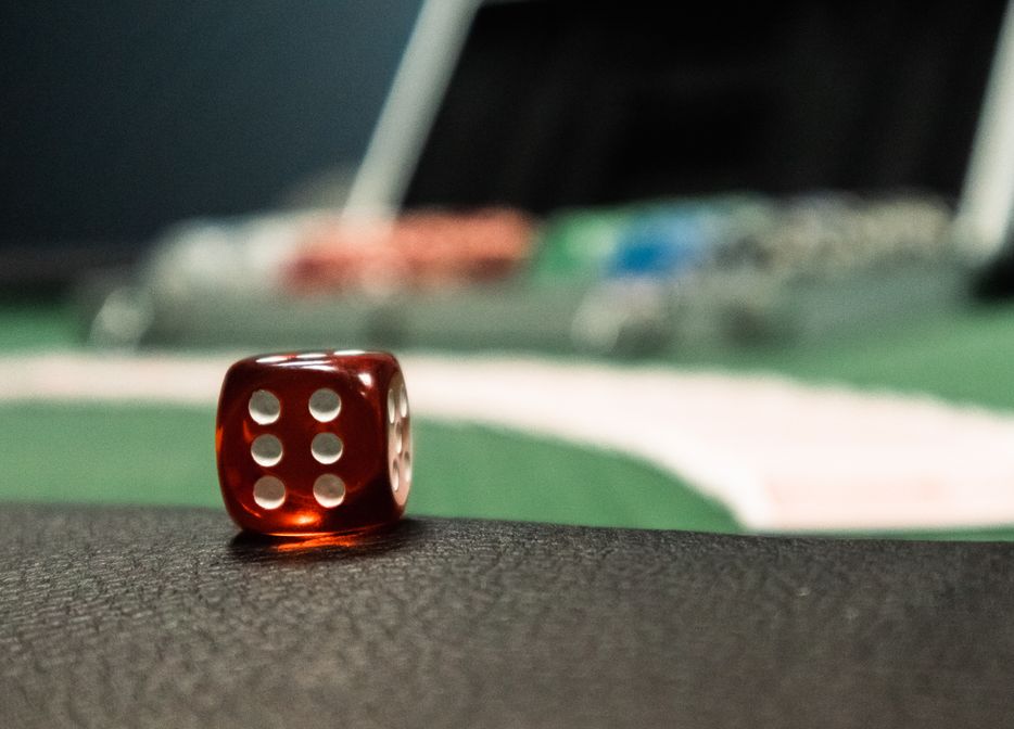 Online Casino: Spielautomaten und Live-Spiele im Überblick