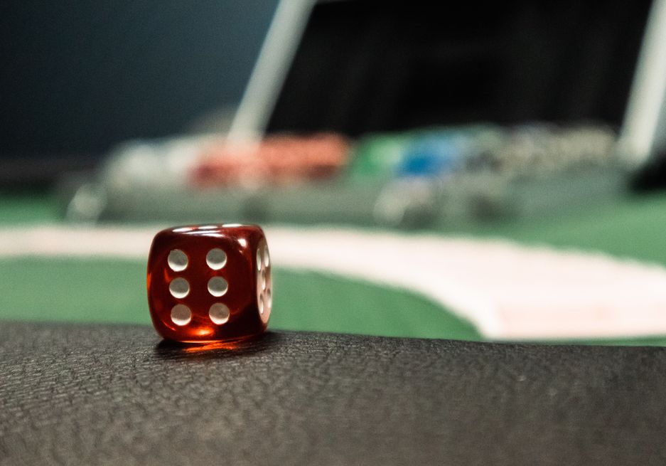 Online Casino: Spielautomaten und Live-Spiele im Überblick