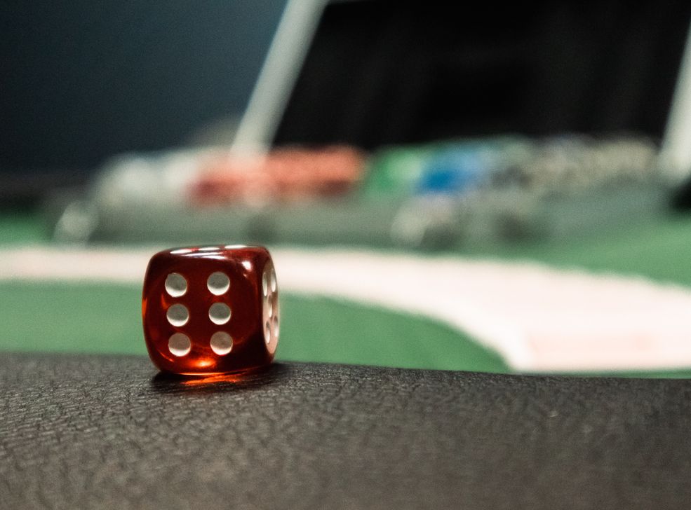 Online Casino: Spielautomaten und Live-Spiele im Überblick