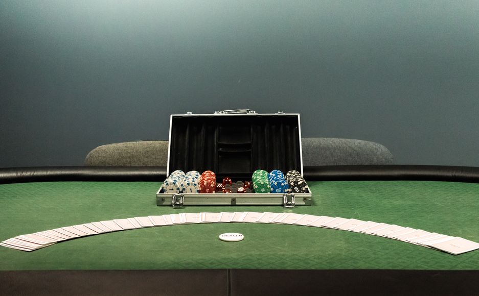 Online Casino: Spielautomaten und Live-Spiele im Überblick