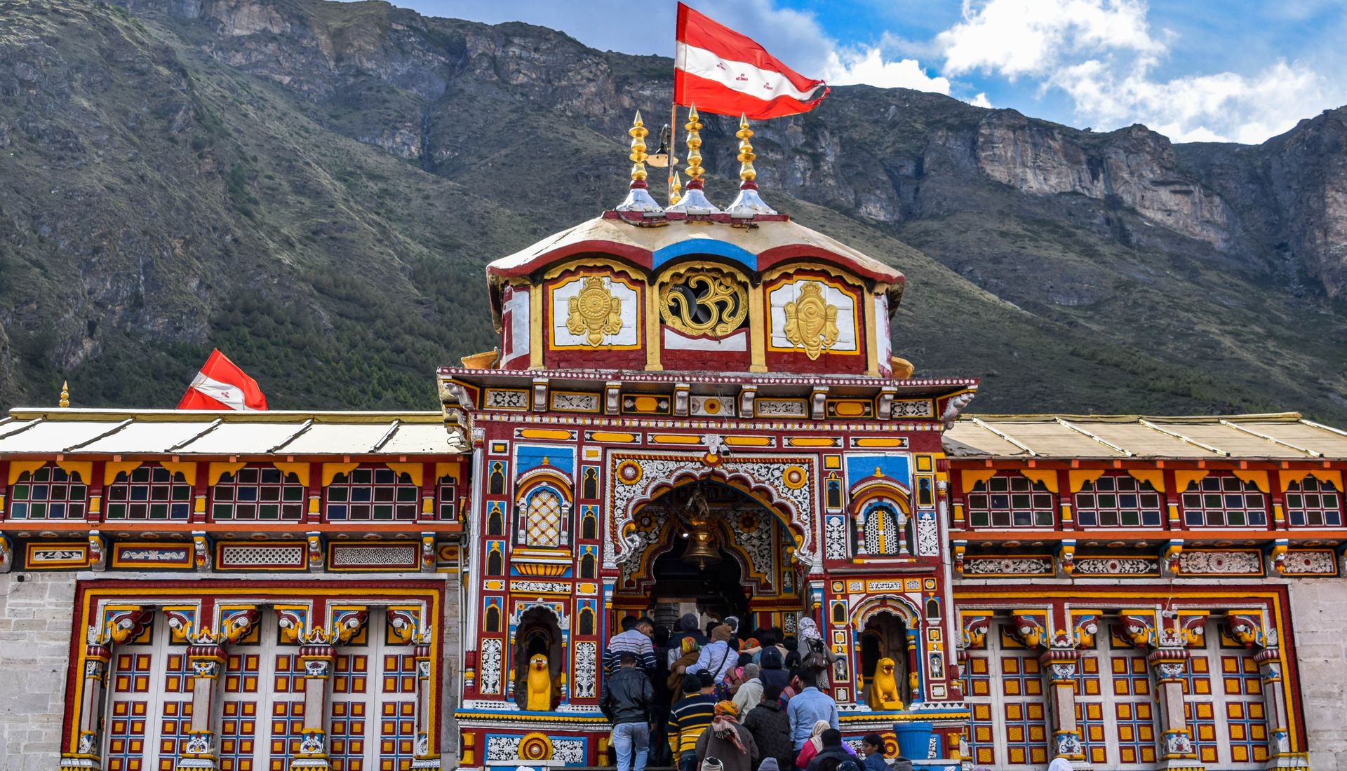 Badrinath Temple — Do Dham Yatra 2026