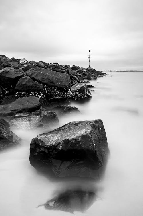 Foto stok gratis alam, batu, hitam & putih