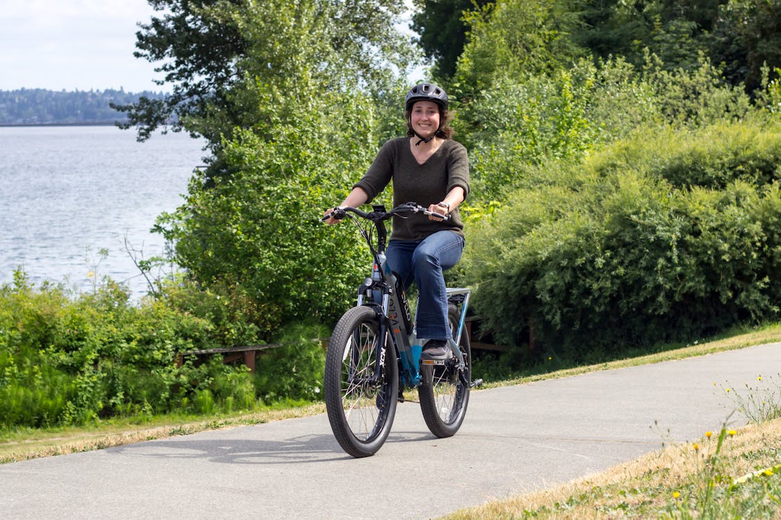 woman riding electric bike to lose weight