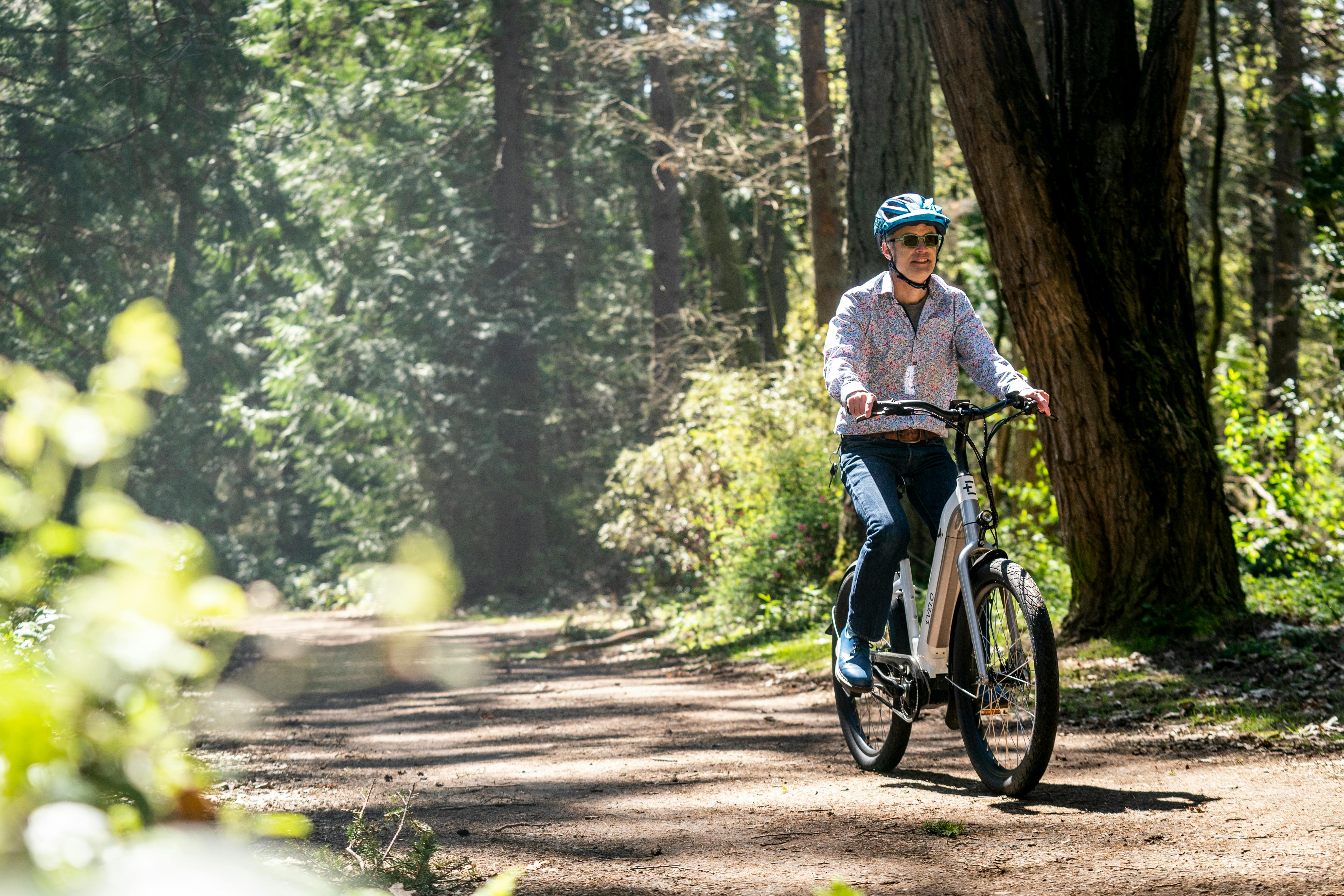Addmotor E-325 Electric Cargo Bike: A New Era of Mobility for Families, Commuters, and Small Businesses — Photo by Team EVELO