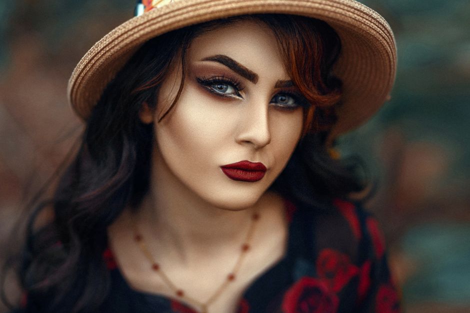 Middle Eastern AI Girlfriend in daily use Middle Eastern AI Girlfriend — real-world use