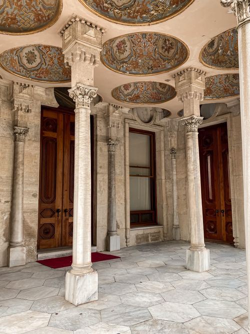Free Elegant interior with detailed columns and ornate ceilings in a historic building. Stock Photo