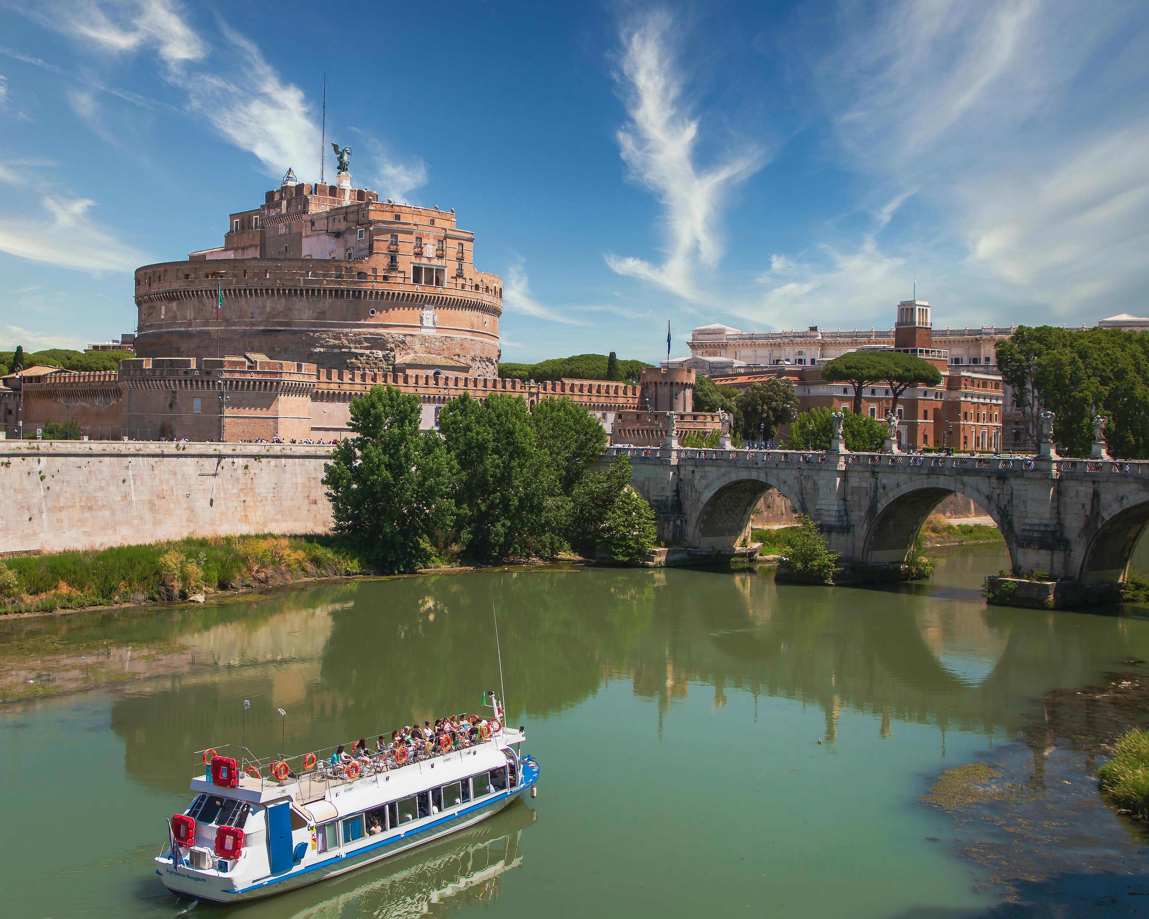 I've Been a Tour Guide in Rome for 17 Years—Here Are 8 Hidden Gems You Won't Find in Guidebooks — Photo by Mo Hassanein on Pe