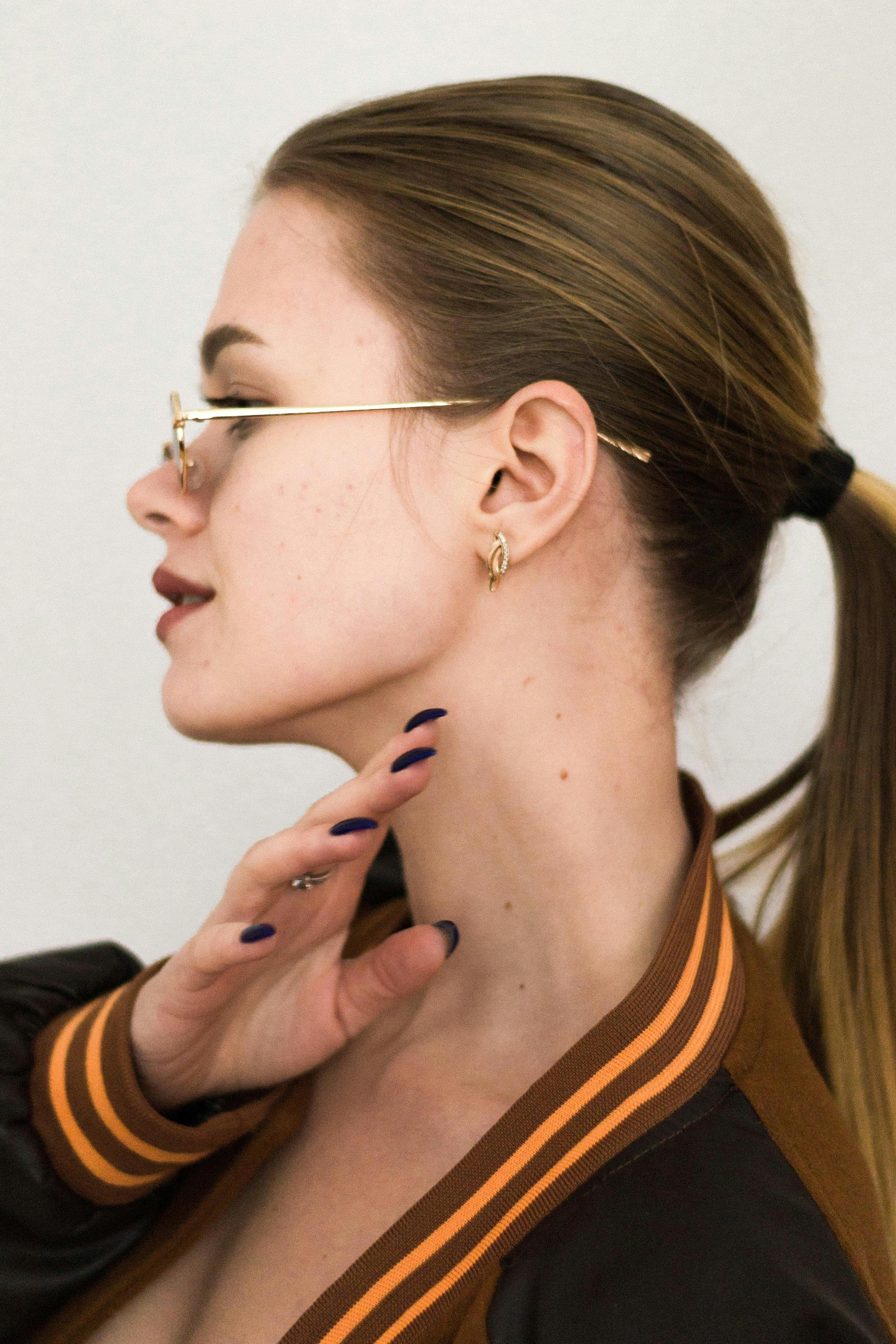 Kostenlos Nahaufnahmefoto Der Frau Mit Sonnenbrille Stock-Foto