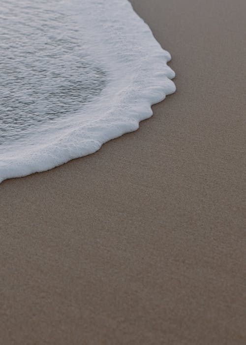 deniz, dikey atış, gelgit içeren Ücretsiz stok fotoğraf