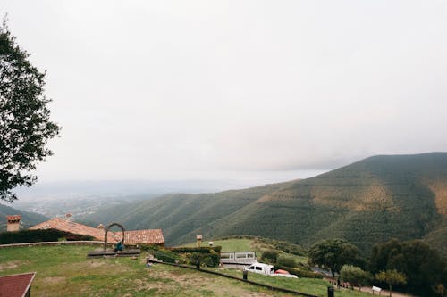 山丘, 景觀, 村莊 的 免費圖庫相片