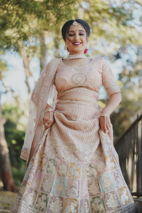 インド, ドレス, ブルネットの無料の写真素材