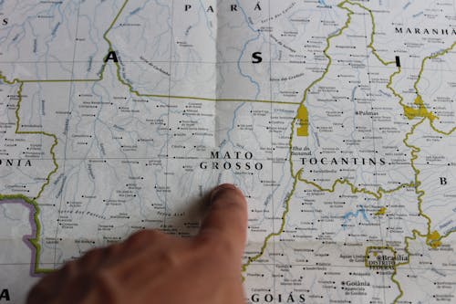 Free stock photo of brazil, brazil s map, finger pointing