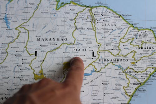 Free stock photo of brazil, brazil s map, finger pointing