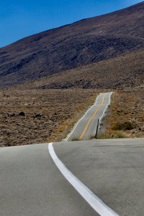 Darmowe zdjęcie z galerii z droga, droga asfaltowa, góra