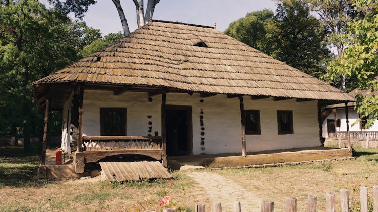 Old Wooden House