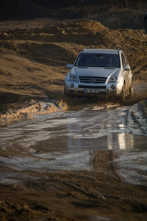 Mercedes GLE in Mud