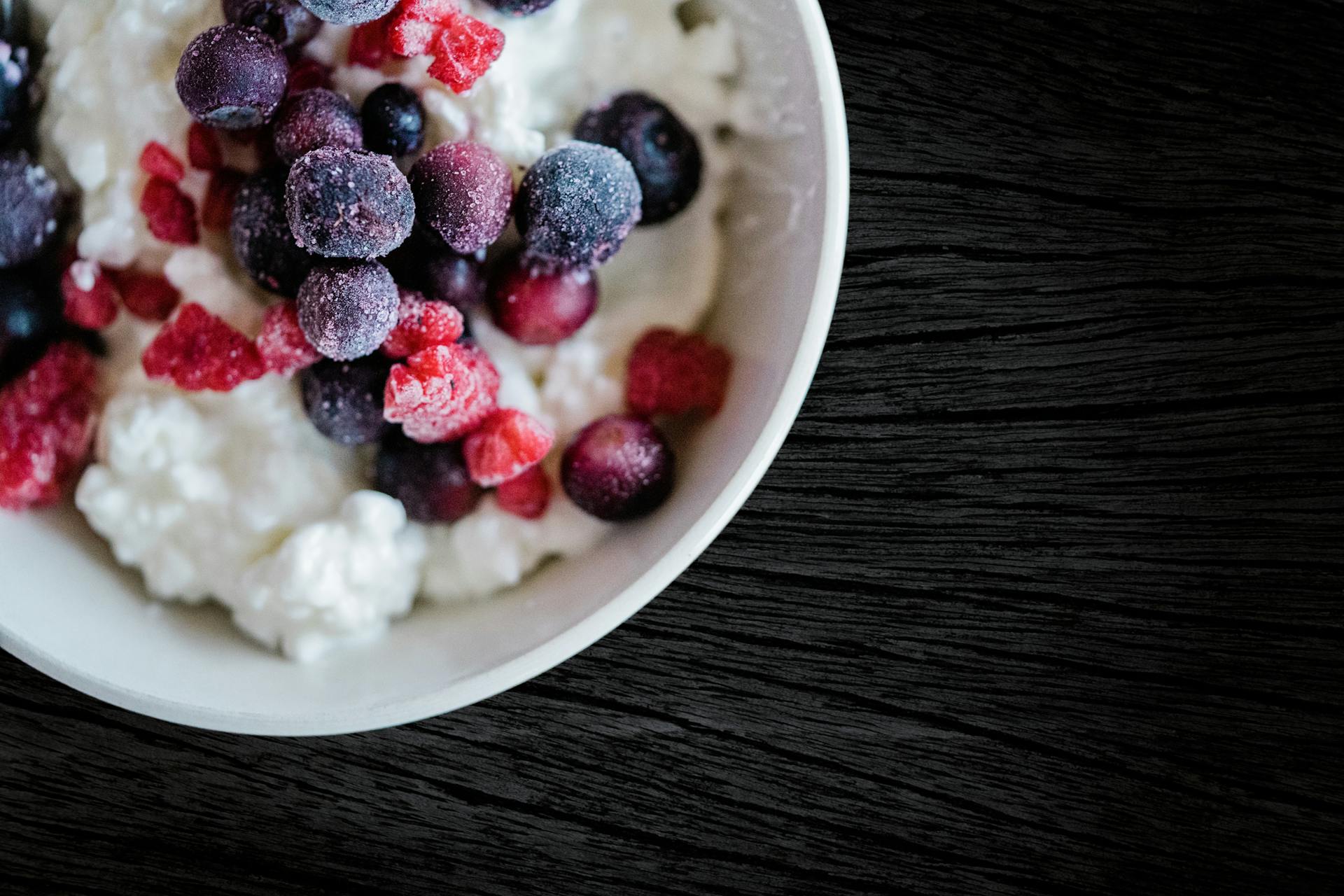 Breakfast with Frozen Fruits