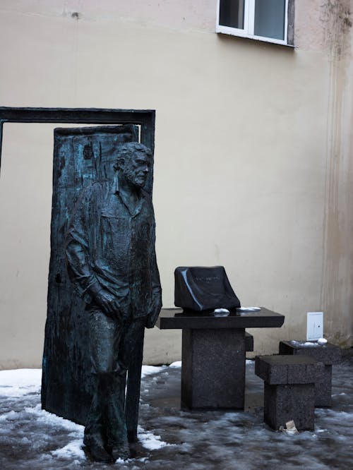 Monument to Sergei Dovlatov