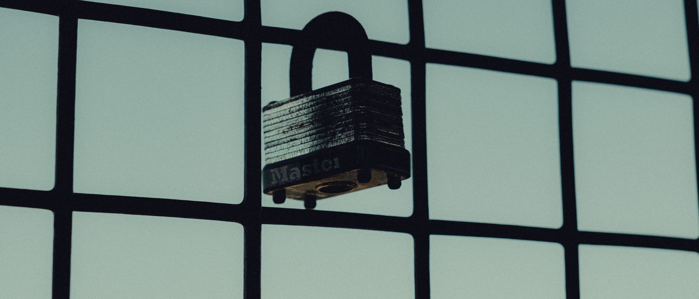Digital lock protecting cloud infrastructure, symbolizing strong Microsoft 365 security for Montreal businesses.