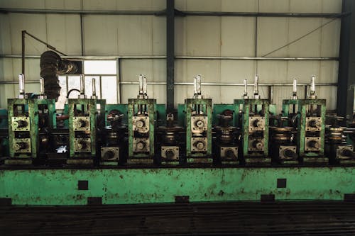 A machine with many different types of machinery