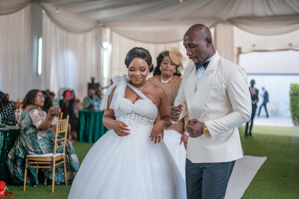 AI in Weddings: 36% Now Use It for Planning