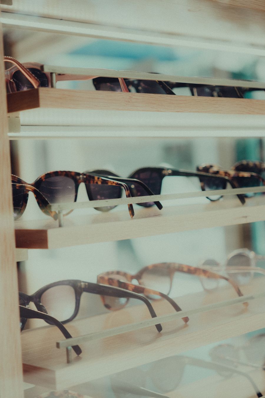 Présentoir de lunettes de soleil