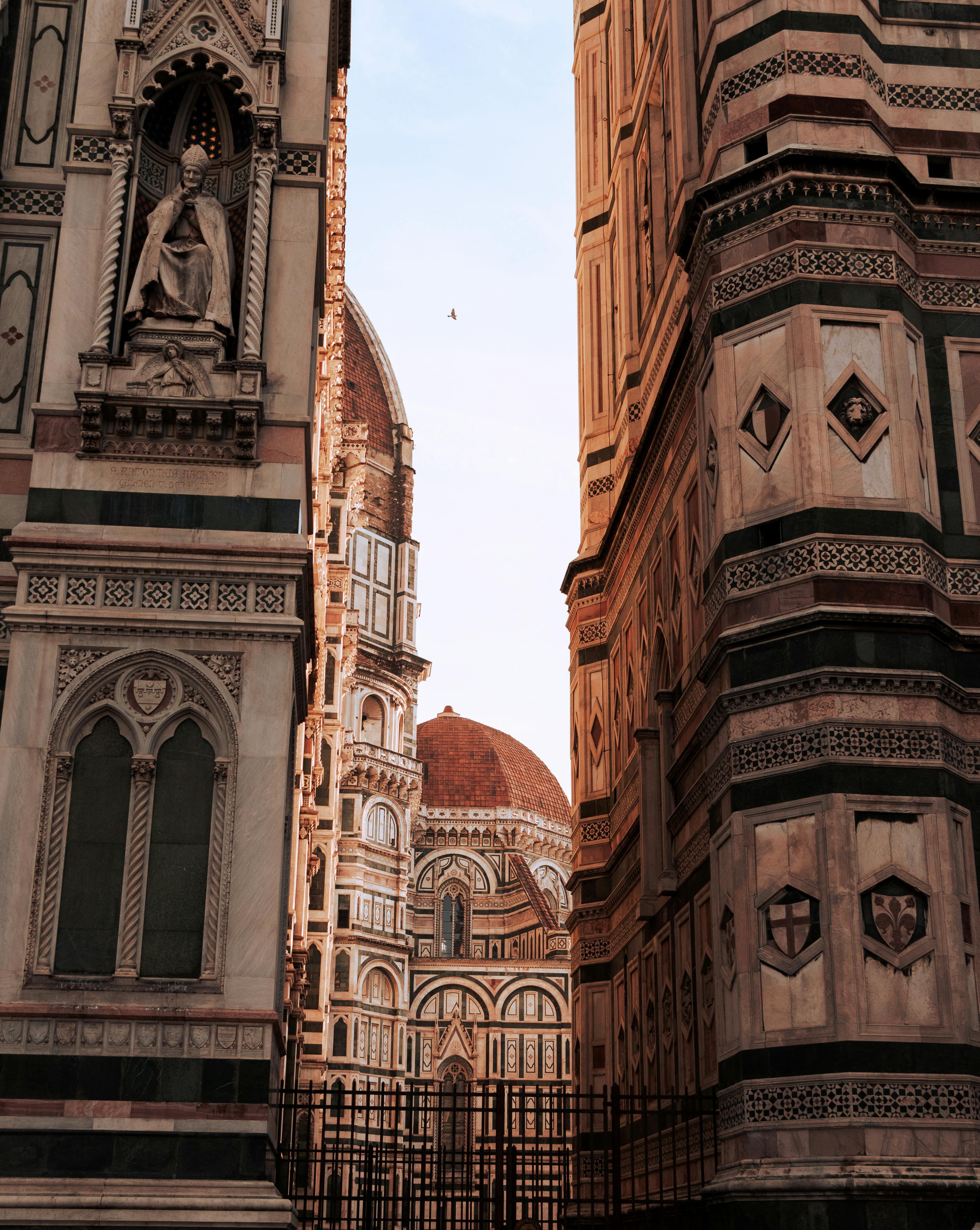 Dome of Florence Cathedral Under Blue Sky · Free Stock Photo