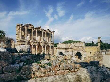 Ephesus + Terrace Houses with archaeologist — Ephesus