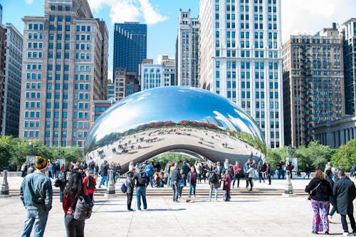 The Cloud Gate Sculpture in Chicago