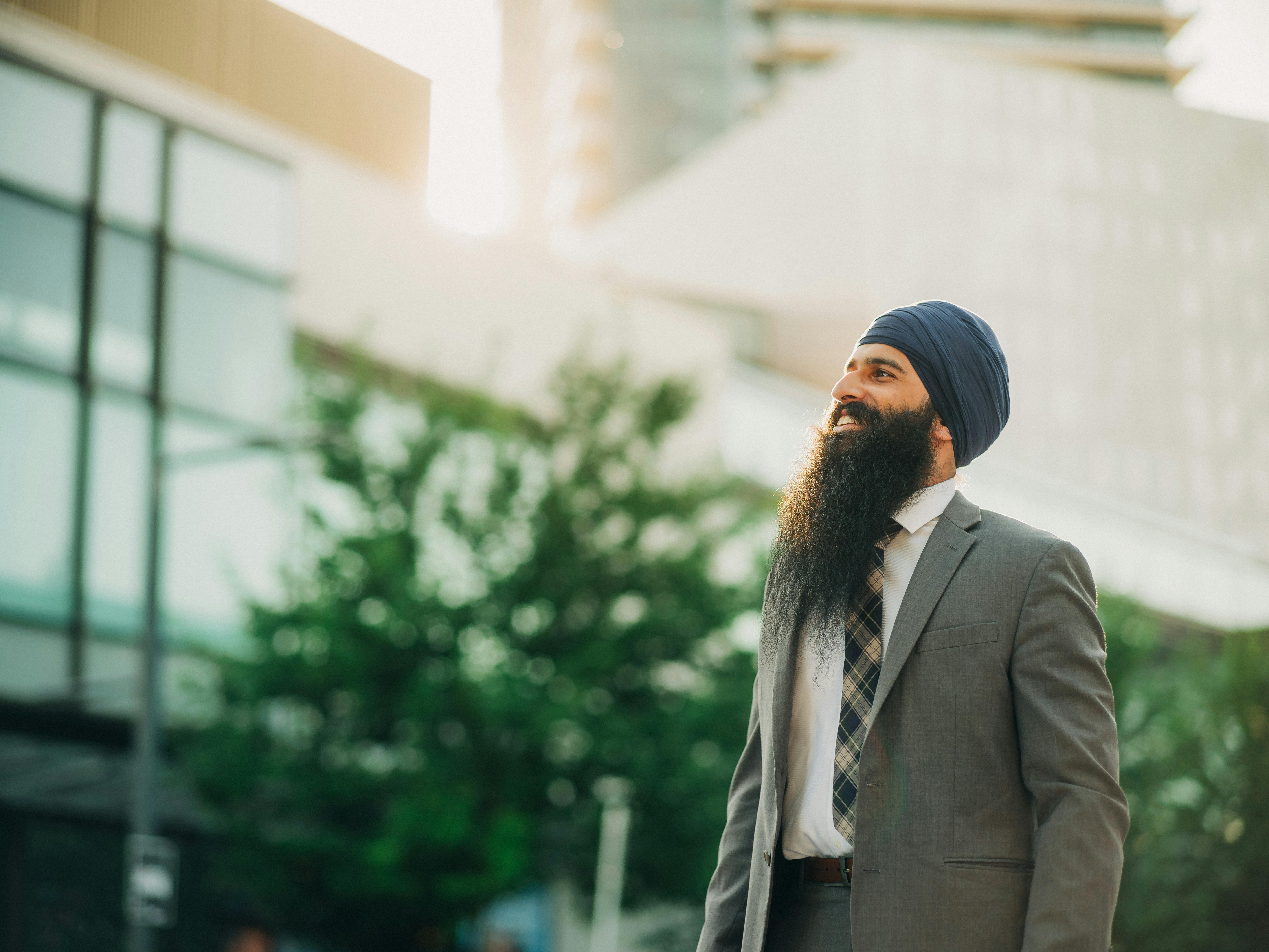 CIBC Innovation Banking Provides €10m in Growth Financing to Embedded Insurance Platform Qover — Photo by World Sikh Organiza