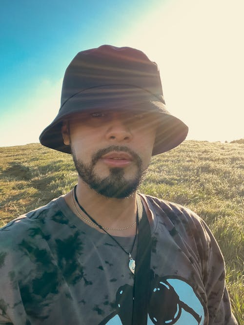 Free stock photo of boy, goldenhour, hat